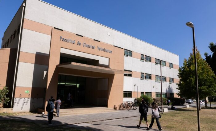 Facultad-de-ciencias-veterinarias-1024x683 (1)