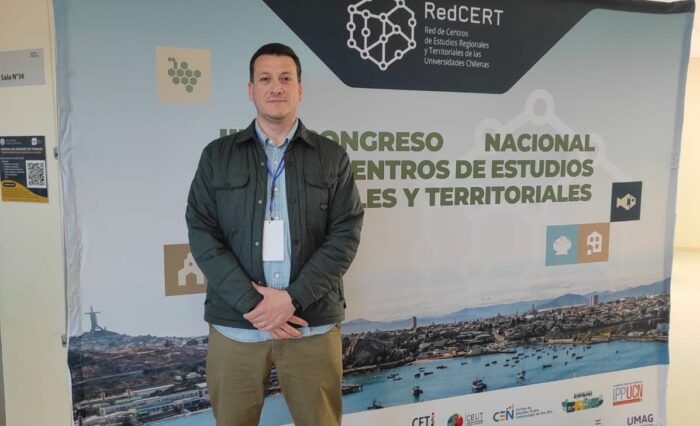 Dr.-Roberto-Herrera-expone-en-Congreso-RedCERT-e1762260496636 Crédito: EAN UdeC